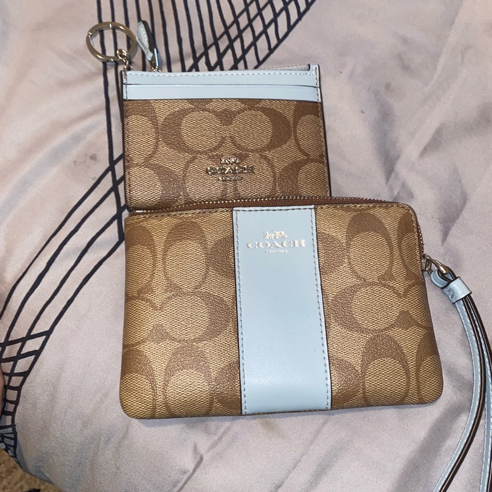 COACH WRISTLET & CARDHOLDER SET